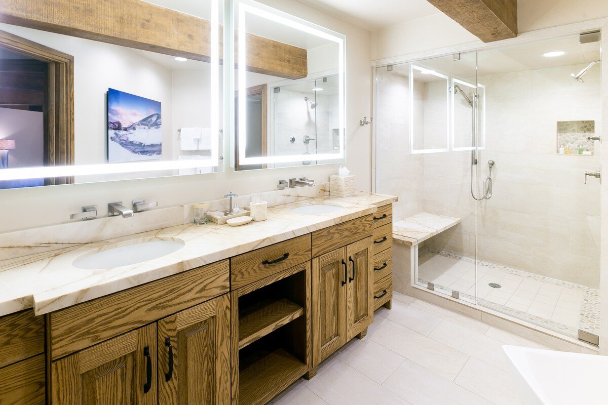 Stein Eriksen Two Bedroom Townhouse gallery image 4