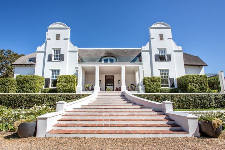 Constantia Manor Villa featured image