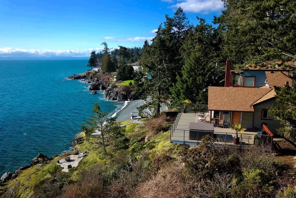 An oceanfront escape with a breathtaking view gallery image 5