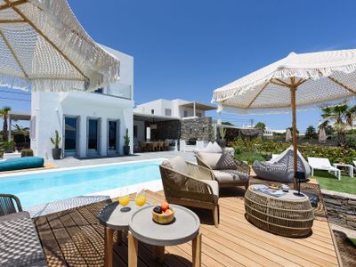 Black Pearl Villa – Sea Front