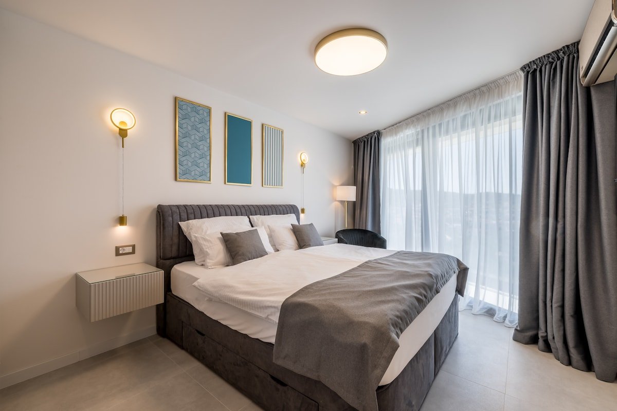 Mar Escape Villa With Pool and Seaview Croatia gallery image 3