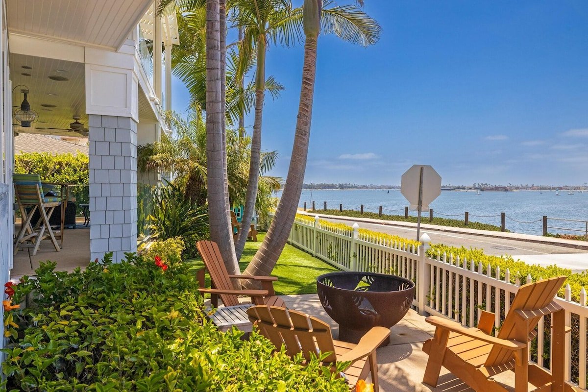 Bayfront 4BD Home- Rooftop Deck w/ Hot Tub & BBQ! gallery image 4