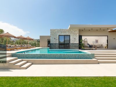 Mirena Luxury Living – Casa Di Ria