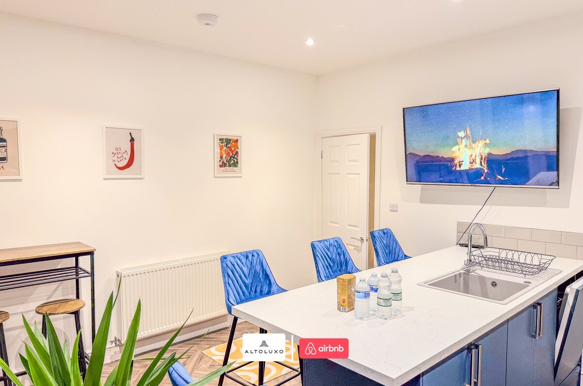 Long Term Discount|Modern|Contractors|Large Groups gallery image 5