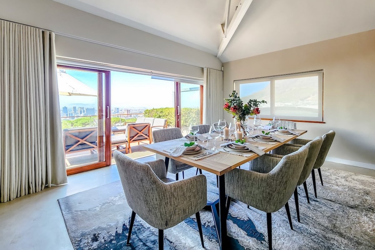 Luxury Villa with City & Ocean views, Pool & Sauna gallery image 4