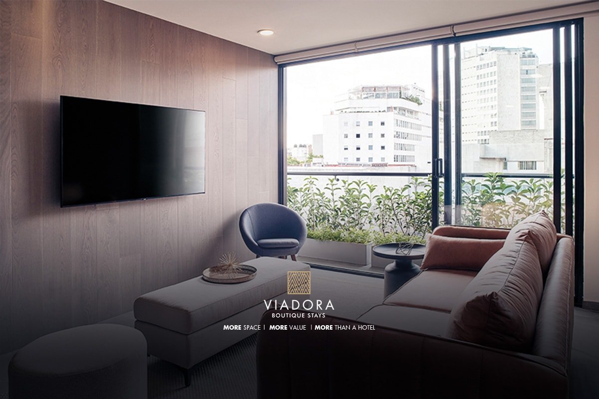 Condesa cool balcony Ste 2br/2ba pool & gym 4 pax gallery image 2