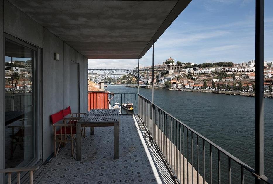 Apartreboleira. Terrace with a view gallery image 2