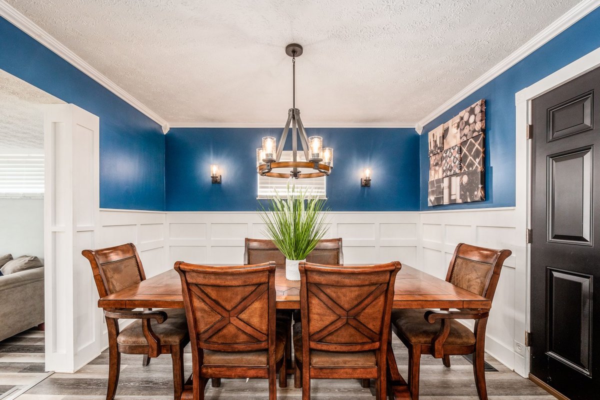 Expansive Private Oasis – Perfect for groups!