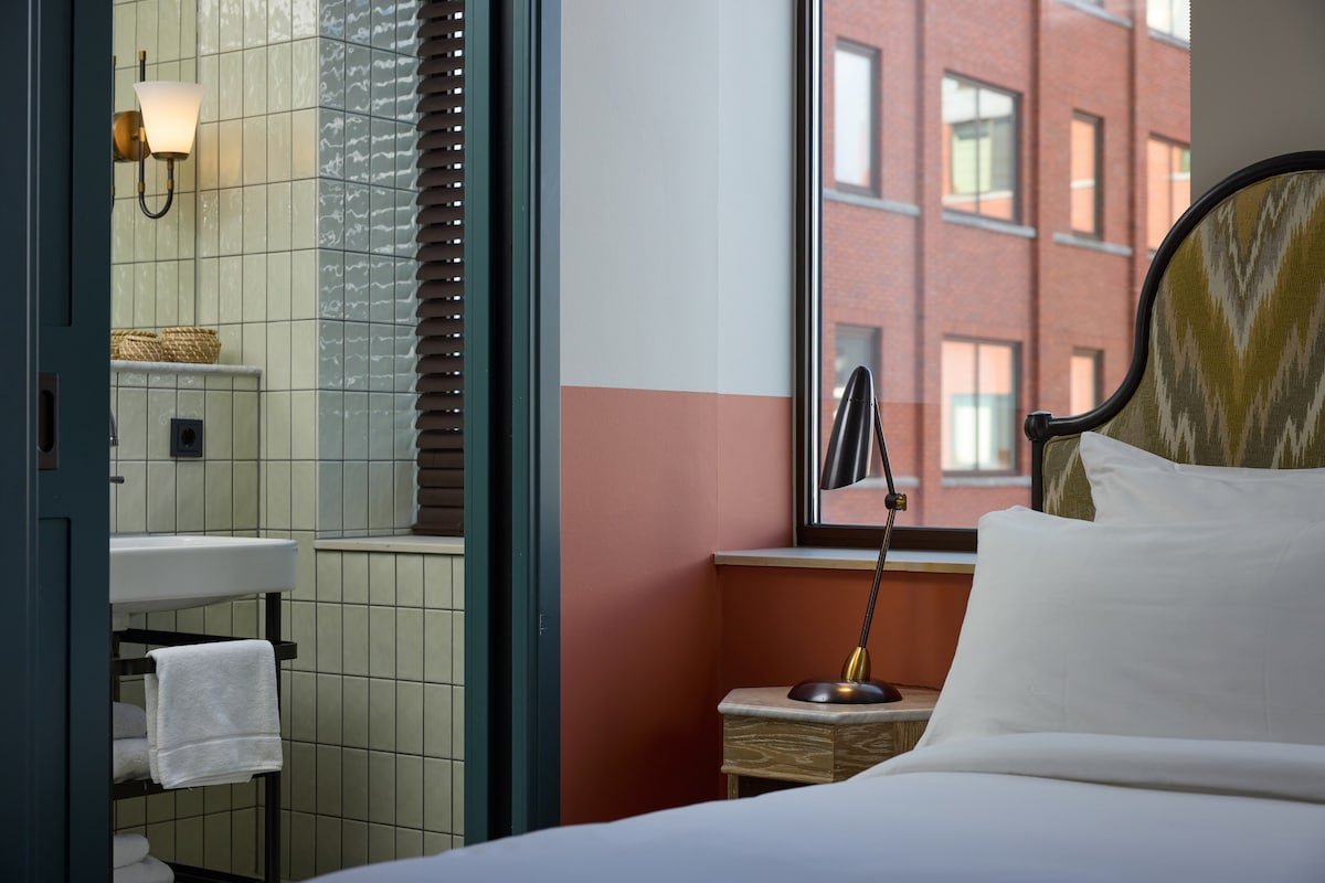 2-Bedroom Apartment | The July – Boat & Co gallery image 4