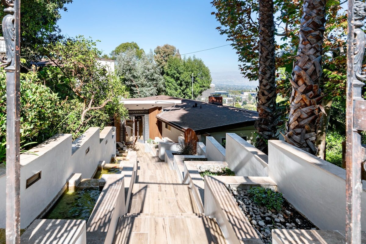 Zen Villa @ Hollywood Hills, LA gallery image 2
