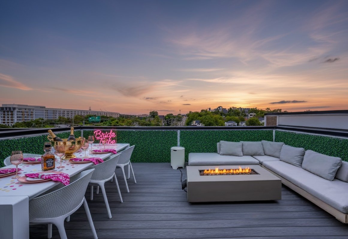 NEW! Modern Luxe – Minutes to DT NASH gallery image 4