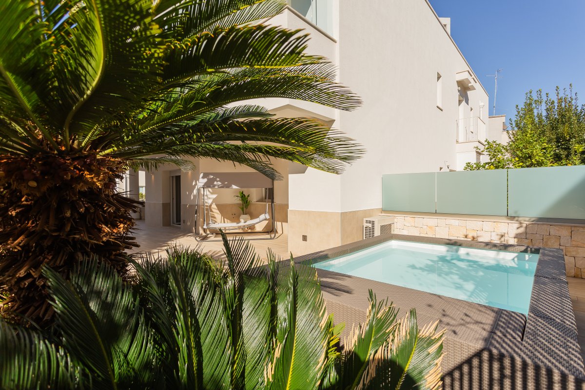 Palazzo Lux Stays-6 Apts_Pool_Beach_Parking_Centre