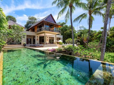 Villa Praison: Ocean View, Full Service, Pool