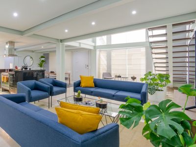 Luxury and Spacious 2 Floor / 2 Bedroom Apartment