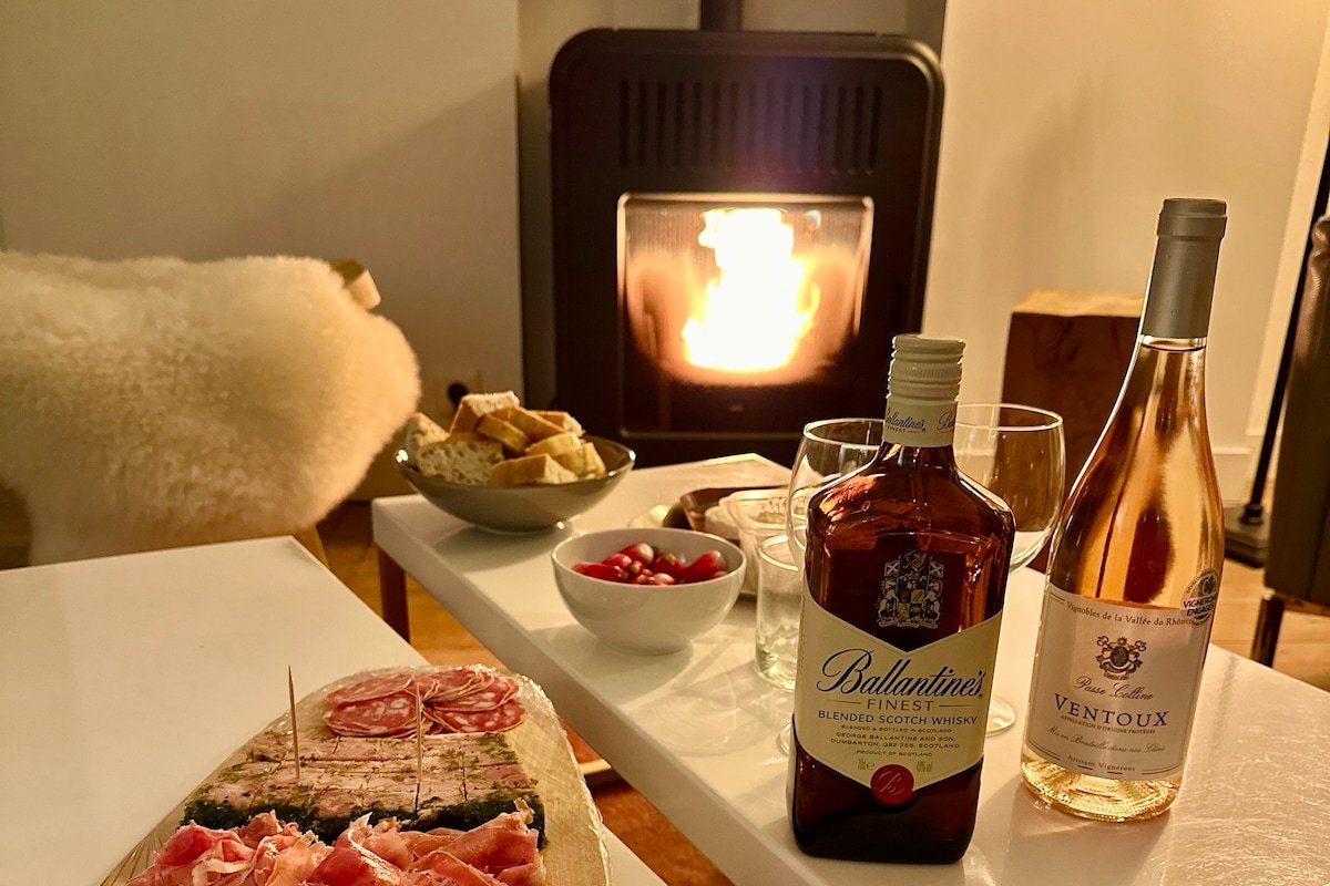 Appartement climatisé, Haussmanien dernier étage gallery image 5