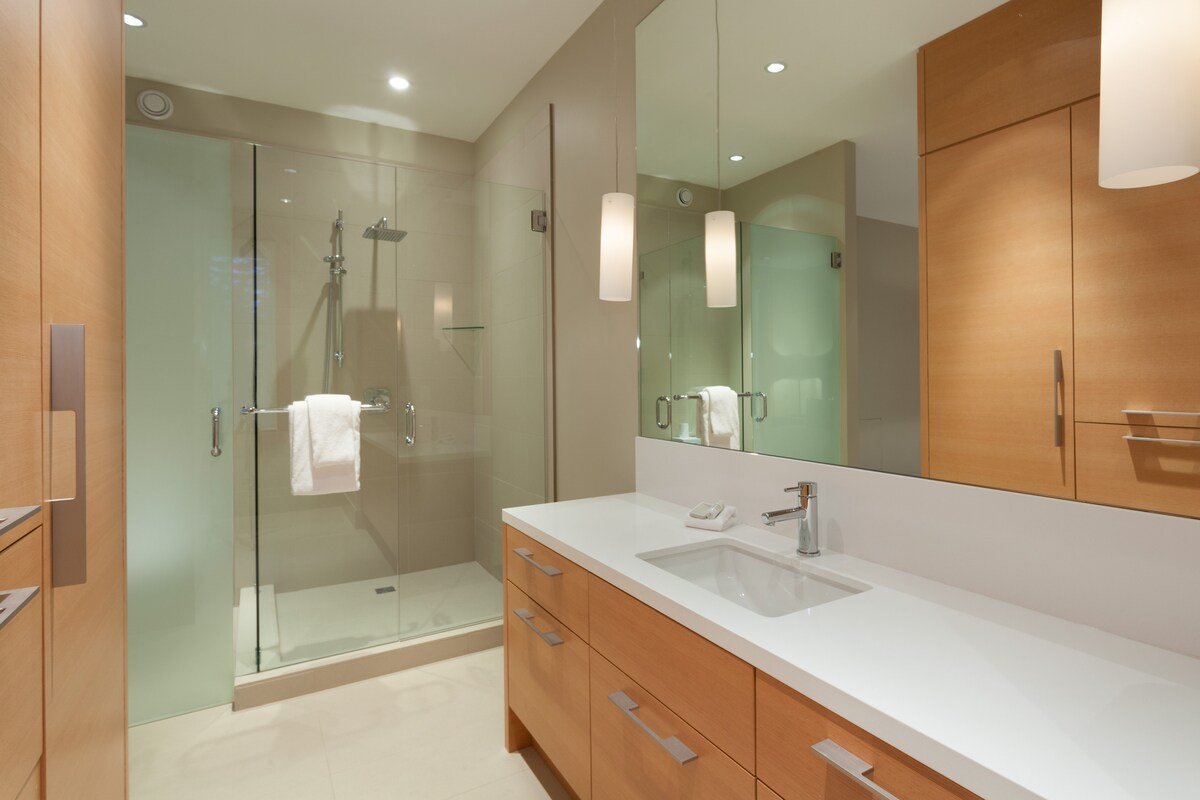 Mountain retreat w/ ski access & fireplace gallery image 5