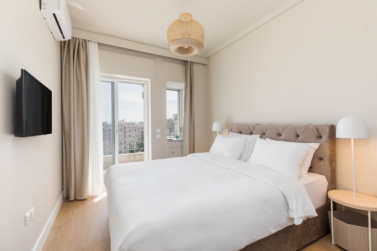 Valeria: Comfortable apartment with city view gallery image 5