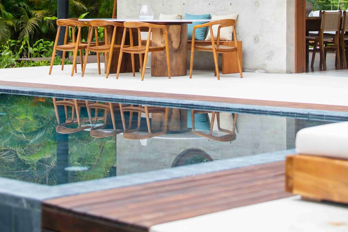 Medusa – Beachfront Luxury Villa at Rayo Verde gallery image 3