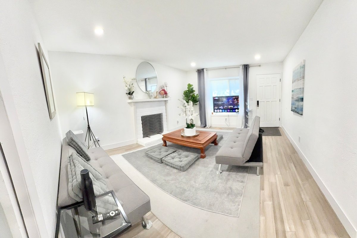 Central Palo Alto Home with AC gallery image 4