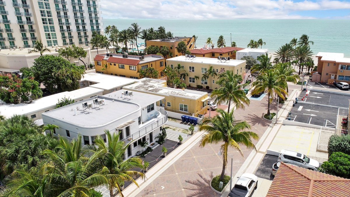 My Beach Club – Your Luxury Retreat by the Beach! gallery image 3