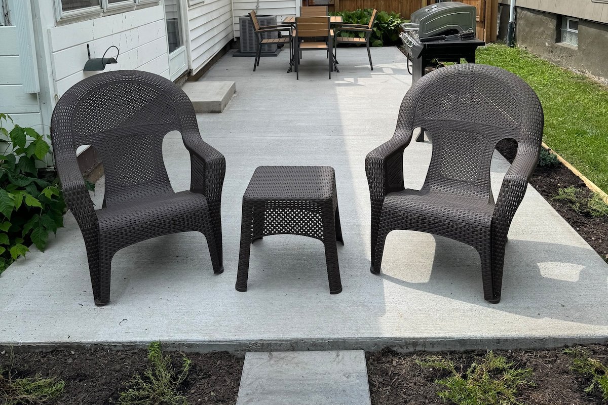 Grill | Patio | Firepit | Fenced | Remote Work gallery image 2