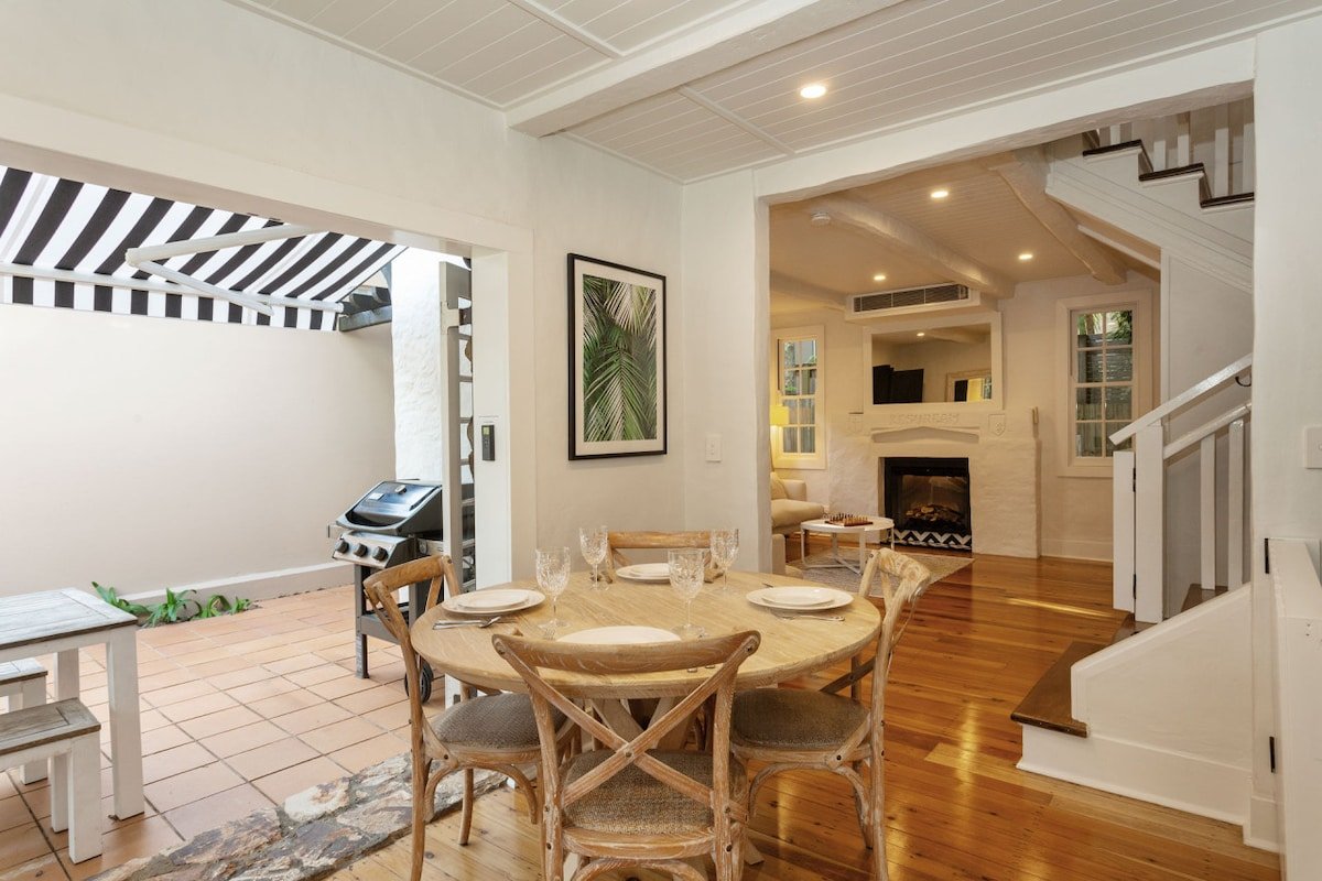 Heart of Little Cove gallery image 5