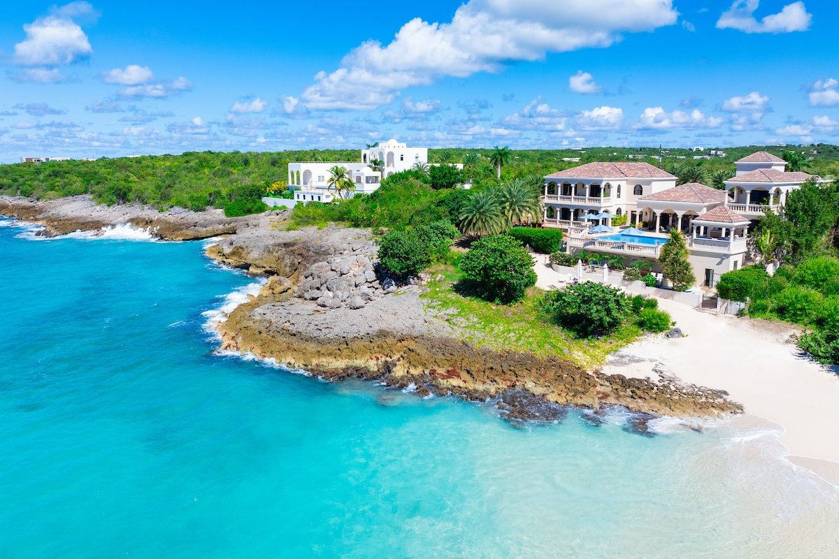 Ultimate Luxury Villas ON THE BEACH