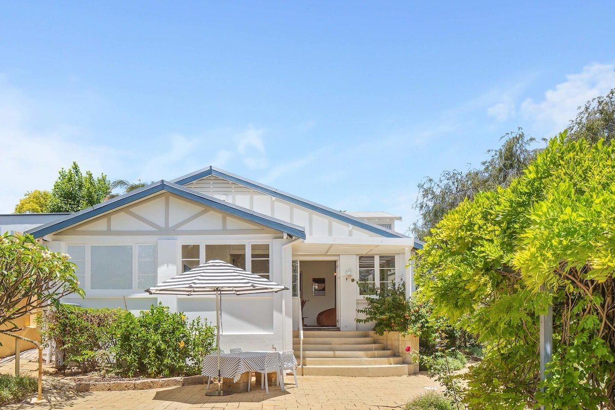 Cottesloe Coastal Sanctuary – newly refurbished gallery image 5