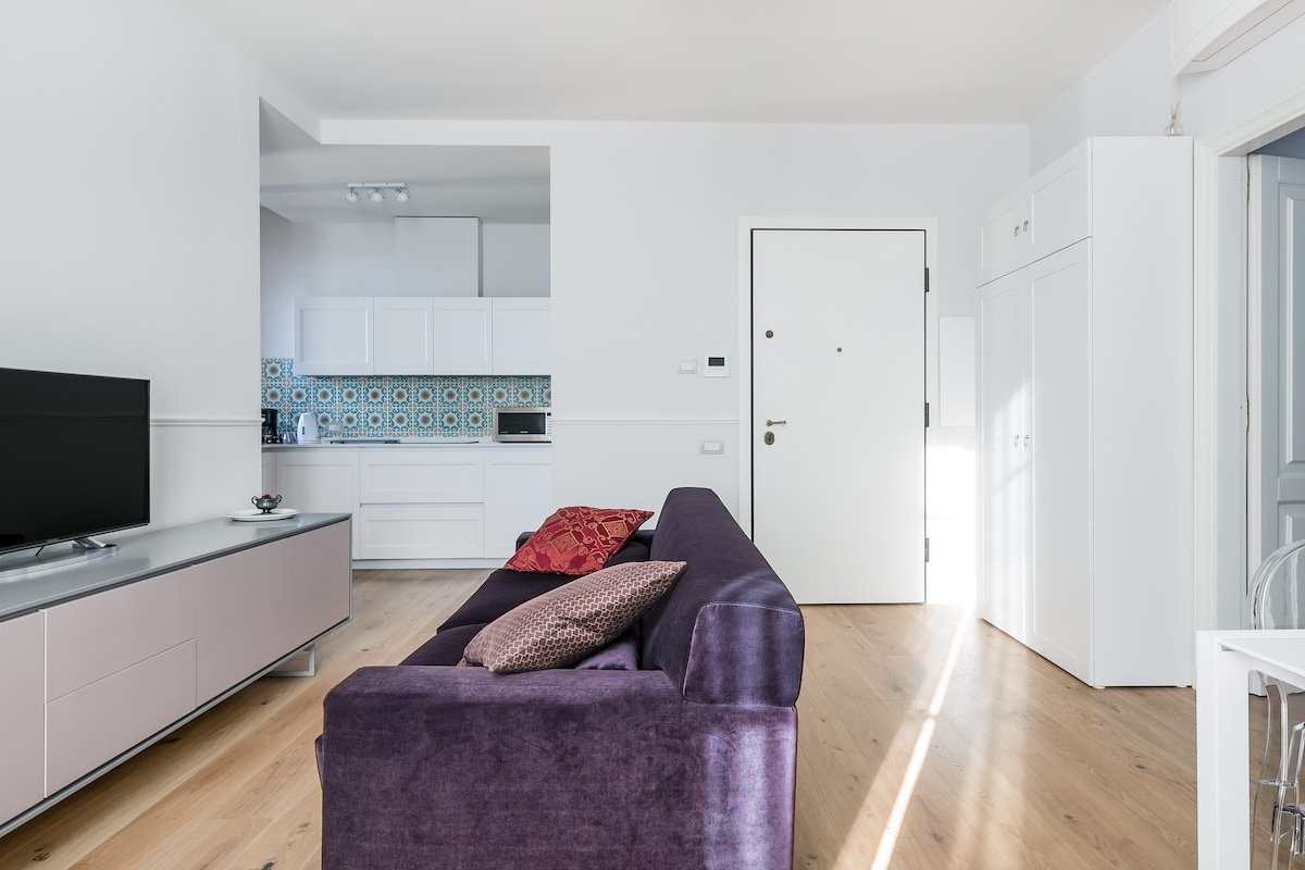 Elegant Florentine apartment with elevator, also ideal for families gallery image 2