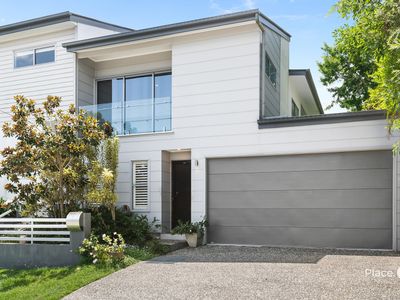 3 Bed; 2.5 Bath; Newly furnished