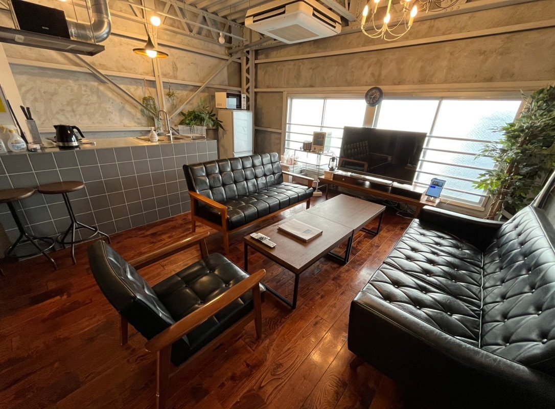 4BR w/ 2 showers @Best Location for touring Tokyo gallery image 2