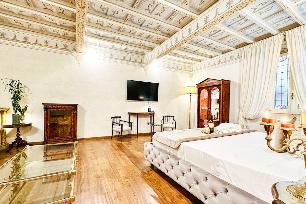 Vivi Trevi Deluxe Suites gallery image 4