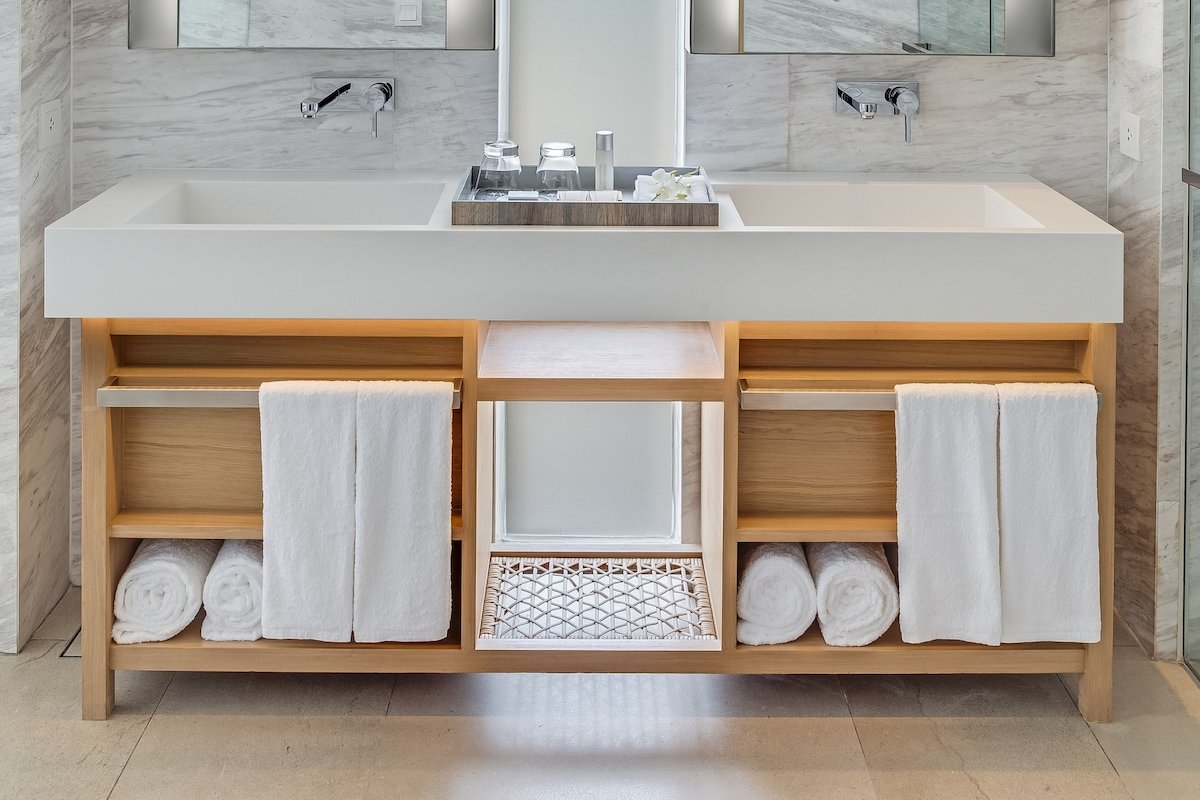 2 Bedroom Azure Seaview Pool Penthouse gallery image 3