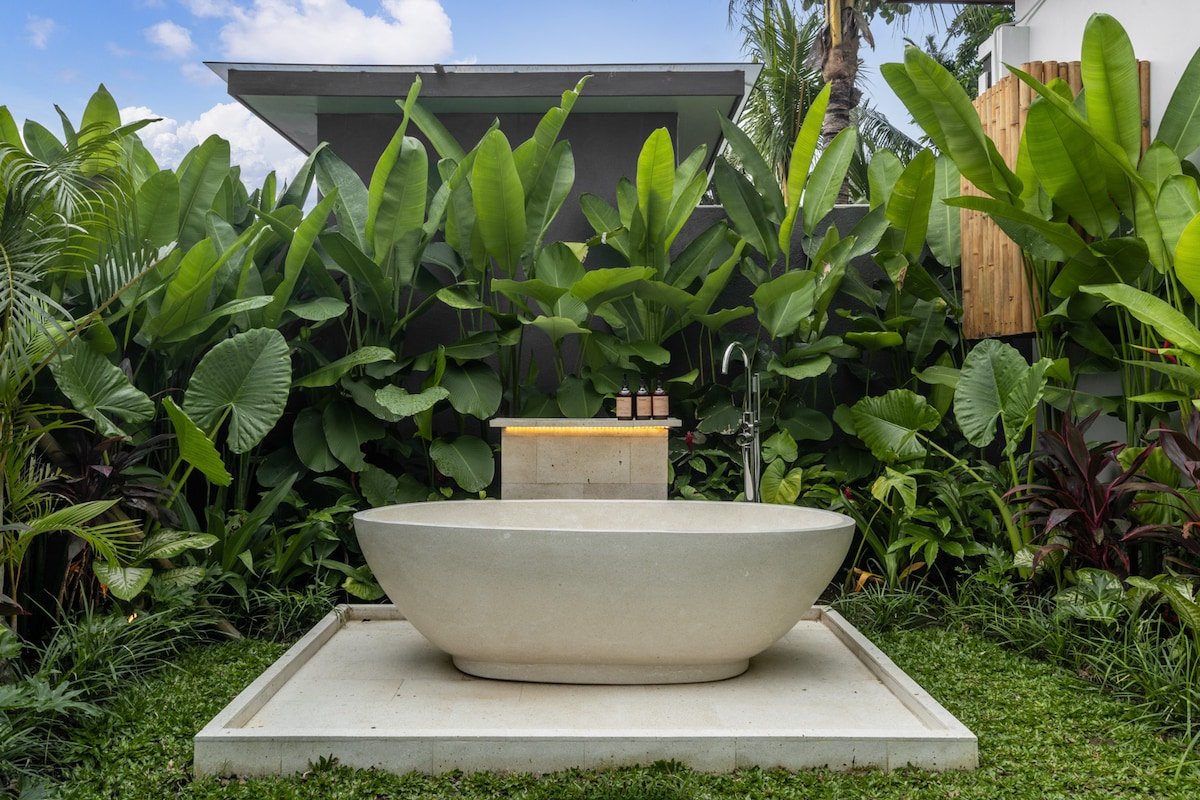 5BR Villa Tetiaroa : Ubud’s peaceful retreat gallery image 4