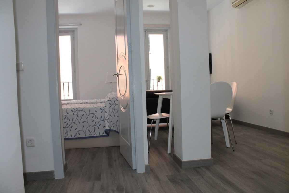 Center town. Gran Via- Plaza del Callao gallery image 3