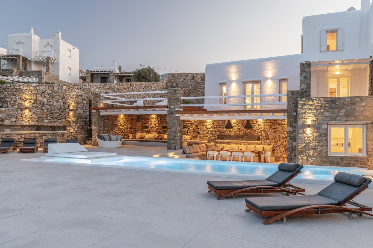Mykonos Actor’s Villa. 3 bedrooms, private pool.