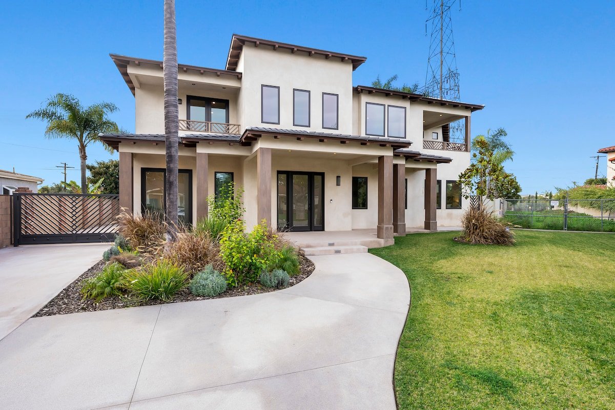 Casa Verde – 5 Bed Suites + $ Guesthouse, Pool&Spa gallery image 2