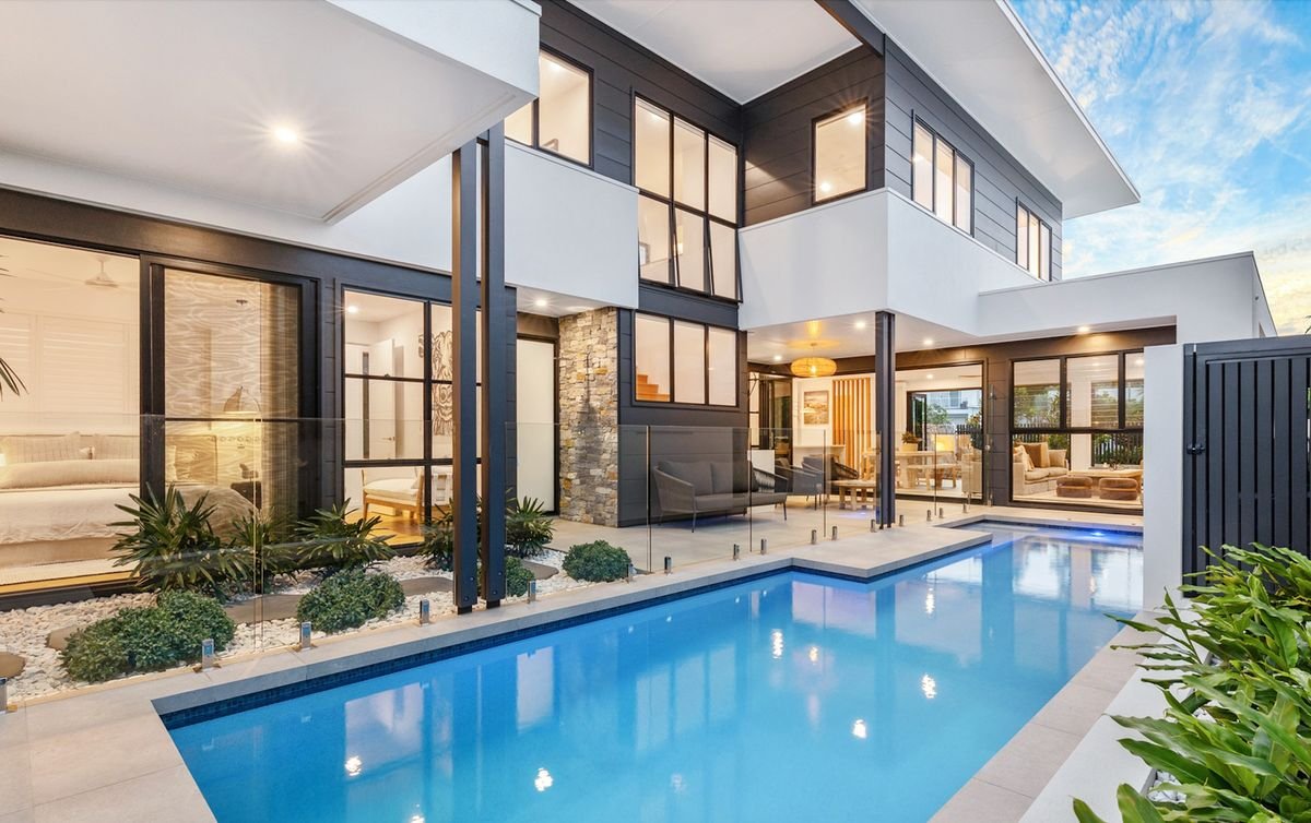 Solis – Luxury Casuarina House