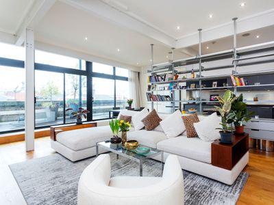 Enjoy London Sunsets at Penthouse in Covent Garden