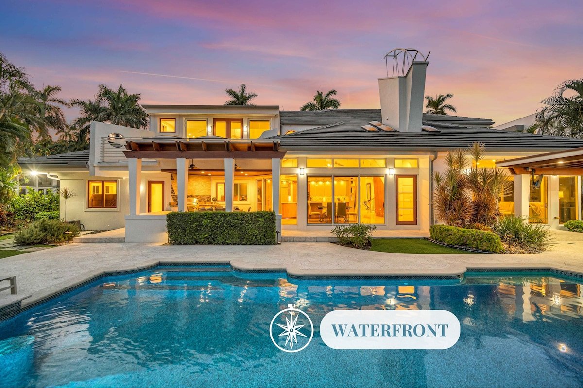 Architectural Masterpiece | Waterfront | Nurmi Key gallery image 2
