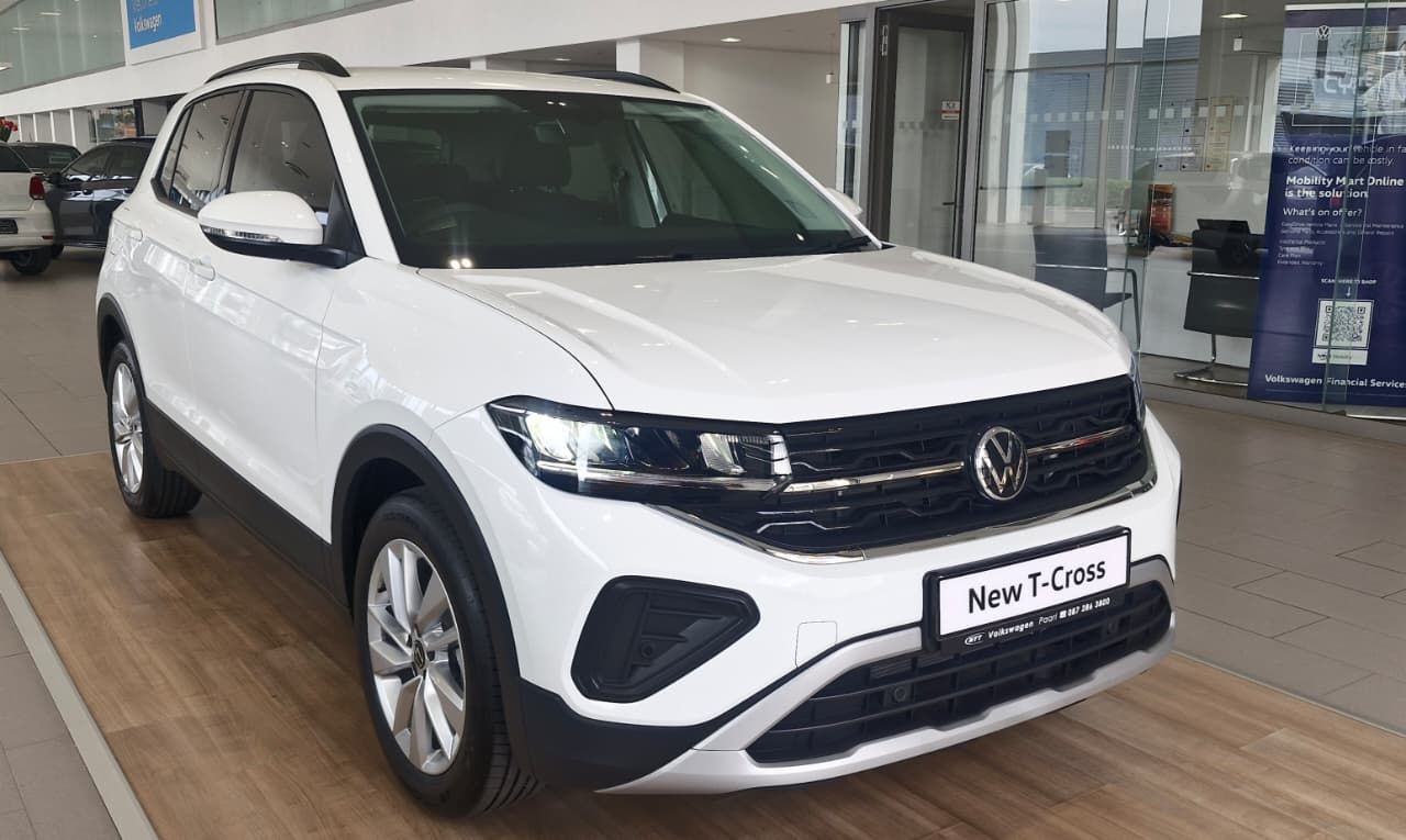 VOLKSWAGEN T-CROSS 1.0 TSI LIFE DSG for Sale in South Africa