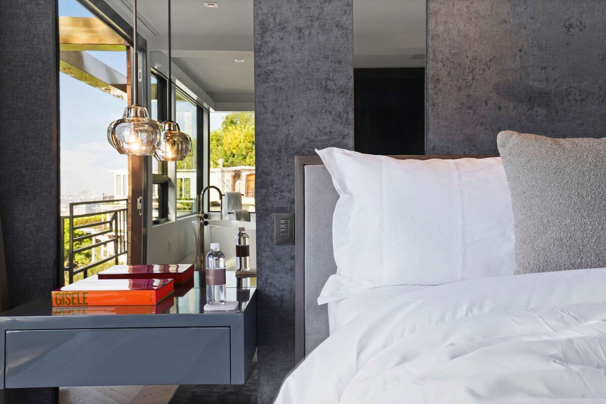 White Lotus by Stay Awhile Villas gallery image 2