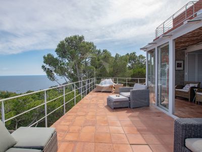 VILLA MIRADOR – Vistas panorámicas y gran jardín