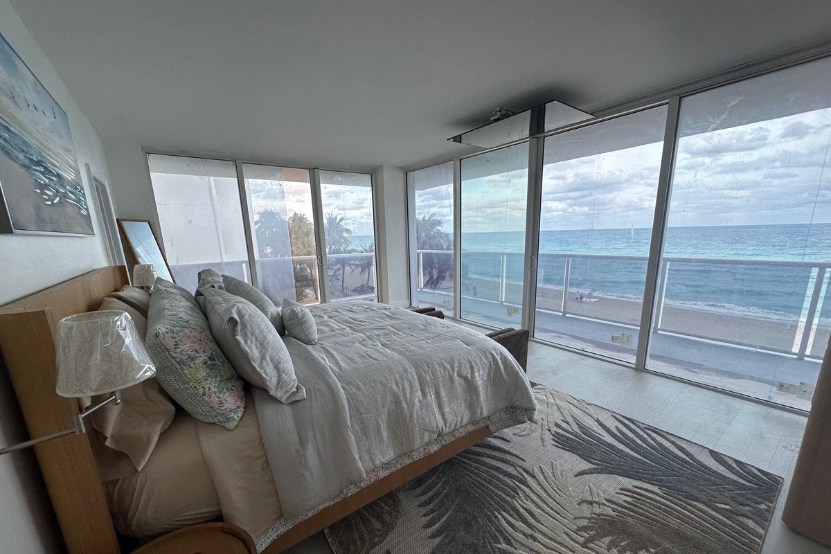 Luxury Beachfront 2Bed OceanView