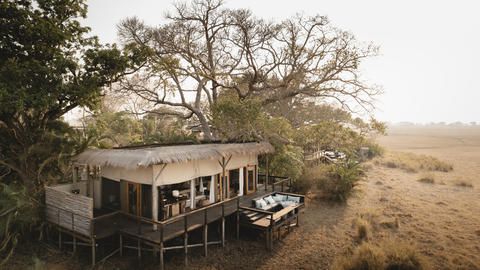 Wilderness Shumba Camp - Shumba's spacious and elegant en-suite tents boast great views of the surrounding plains, while the cushion-strewn veranda invites relaxed contemplation.