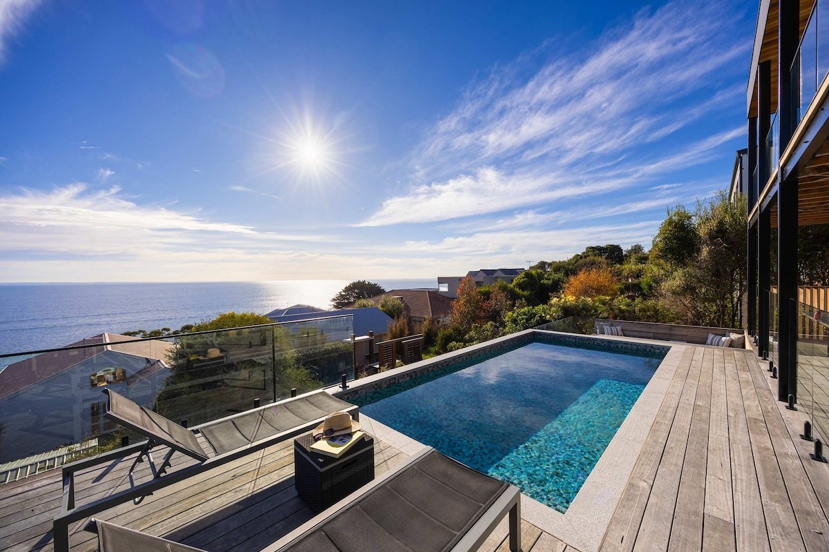 Azure Horizon | Solar Heated Infinity Pool gallery image 2