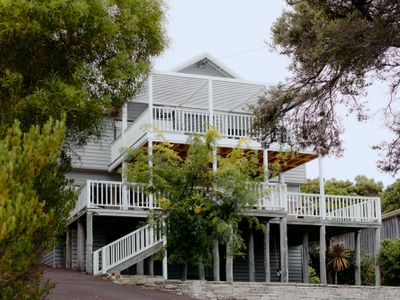 S o l s t i c e : ocean views