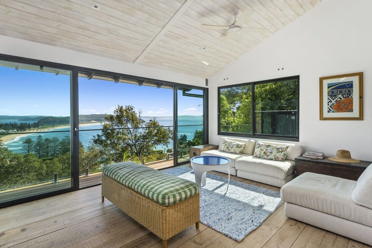 BLACK ZINC by Palm Beach Holiday Rentals gallery image 3