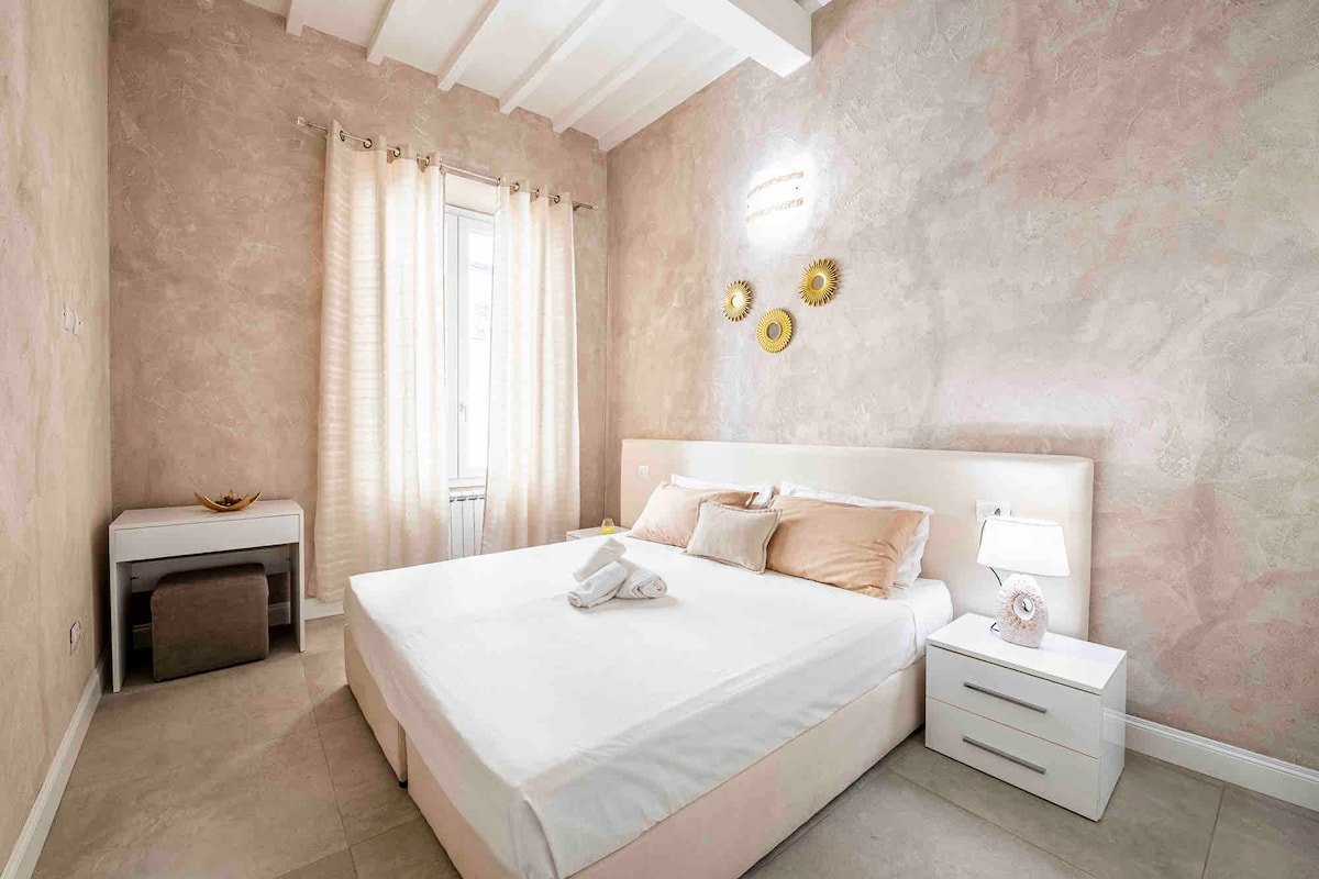 [5 Minuti – Duomo] Tripla Suite Luxury gallery image 2