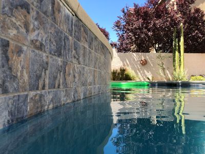 Well appointed crowd, pleaser!